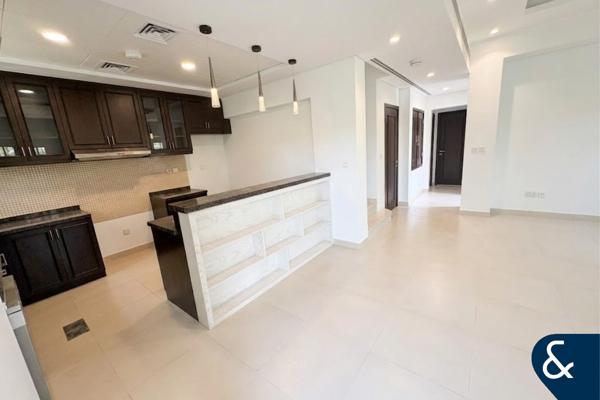 Converted 4 Bed | End Unit | Available Now